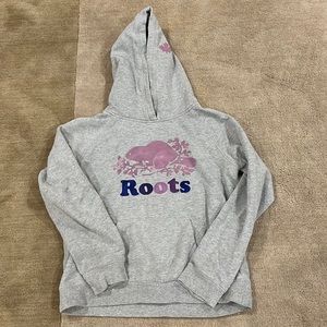 Roots sweatshirt